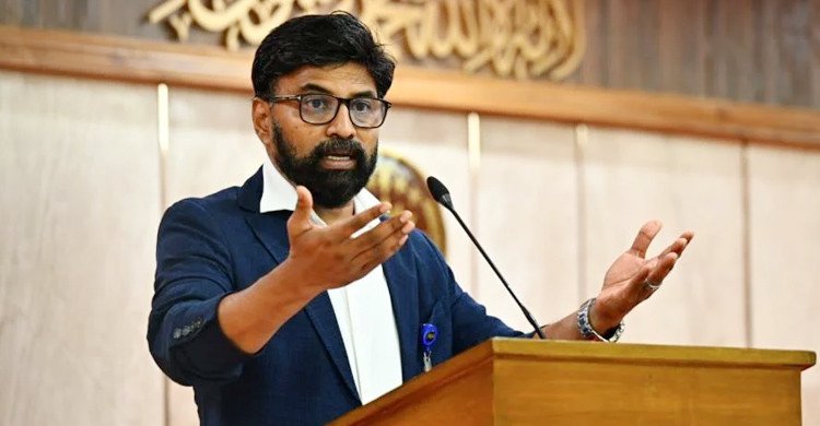 ৩১ দফা ও জুলাই সনদ বাস্তবায়নে একসঙ্গে এগোচ্ছে সরকার: প্রেস সচিব